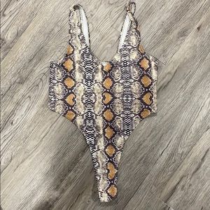 one piece high leg swimsuit